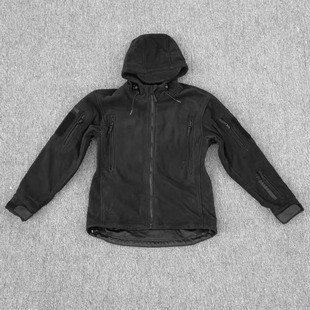 断码 户外防风抓绒衣战术夹克男加厚加绒保暖外套 特价