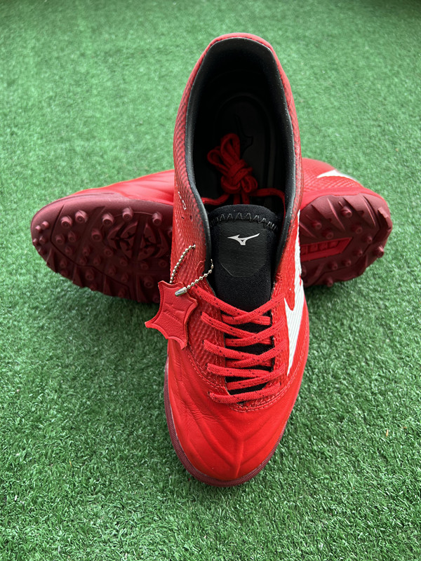 MIZUNO美津浓袋鼠皮低帮足球鞋