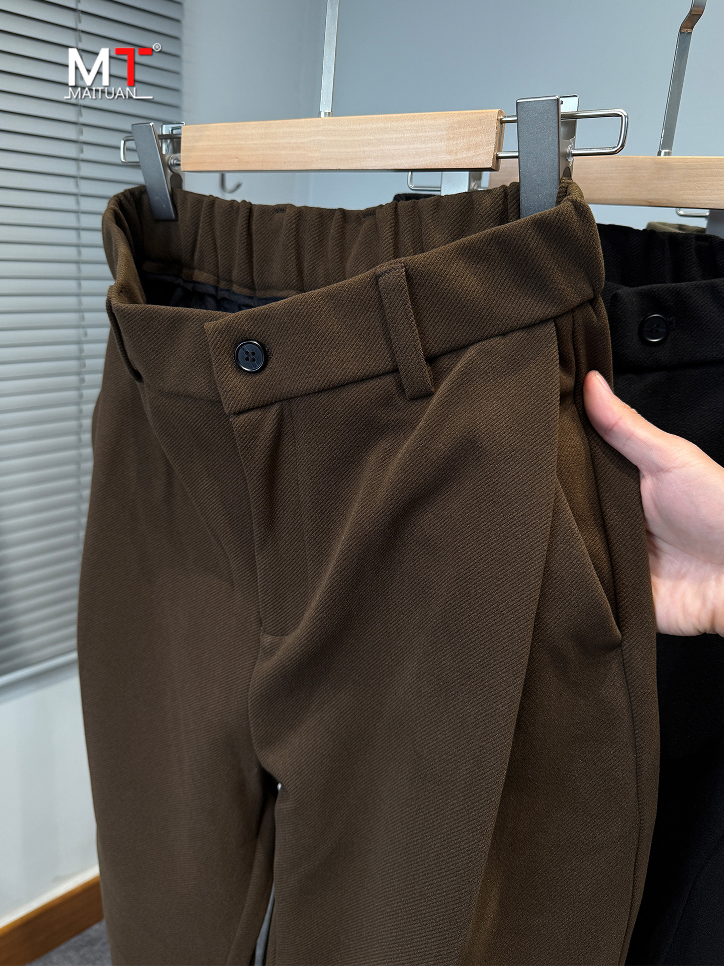 高端毛呢休闲西裤男士2025新款秋冬季男裤宽松宽松直筒长裤子男款