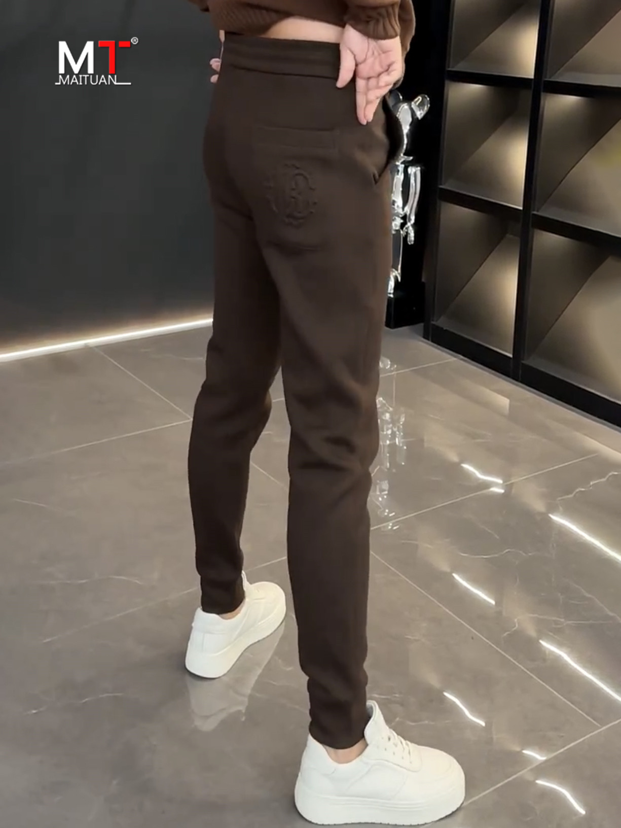 高端卫裤男士春秋冬季2025新款束脚男裤加绒加厚修身休闲裤子男款