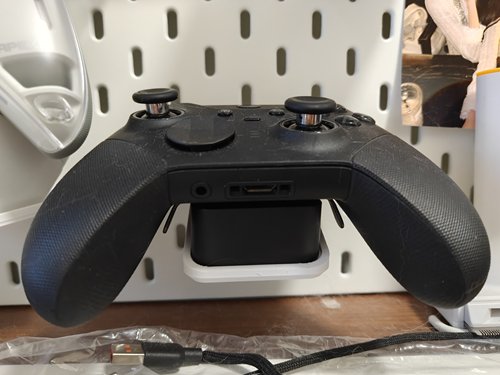 宜家洞洞板（SKADIS/斯考迪斯）配件 - Xbox 精英手柄2代  底座