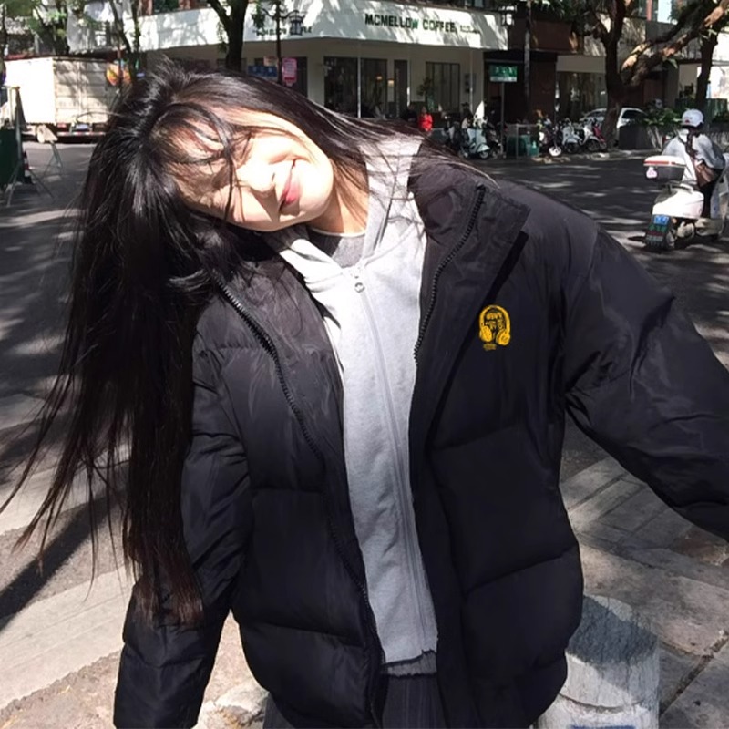 高品质手塞棉加厚冬季棉服纽扣带门禁印花棉衣面包服女