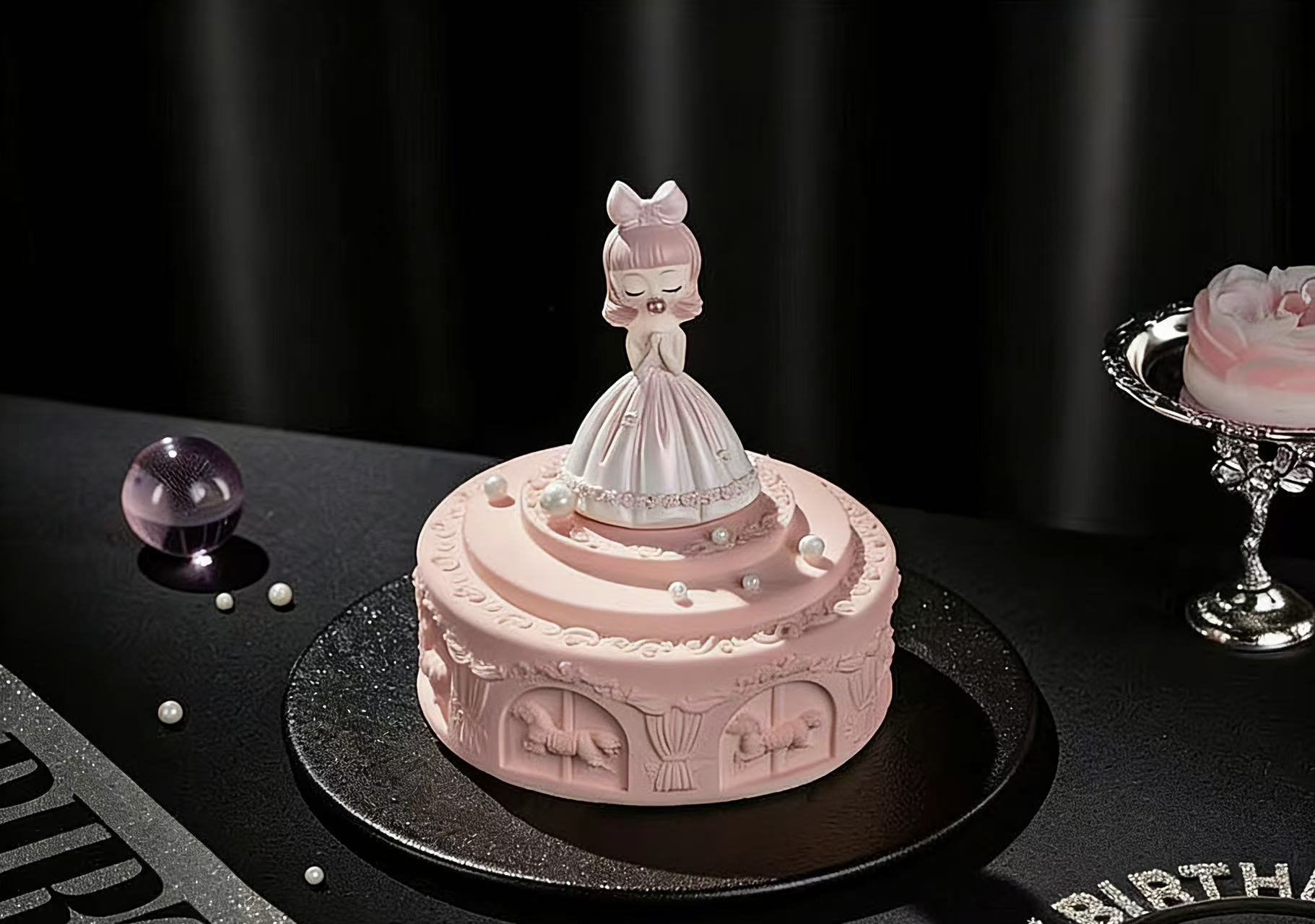 新款泡泡公主蛋糕摆件大裙摆鹿角女生节女孩生日礼品房间装饰摆件