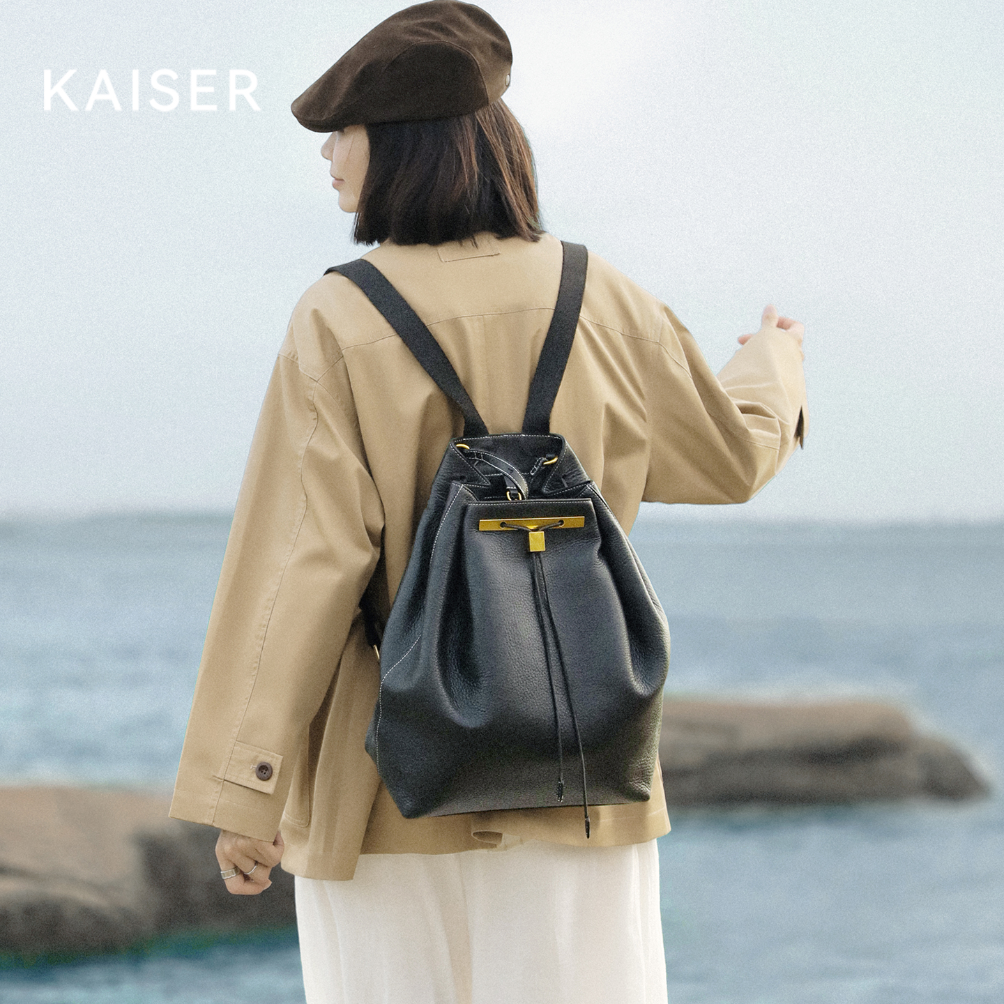 凯撒头层植鞣牛皮双肩背包