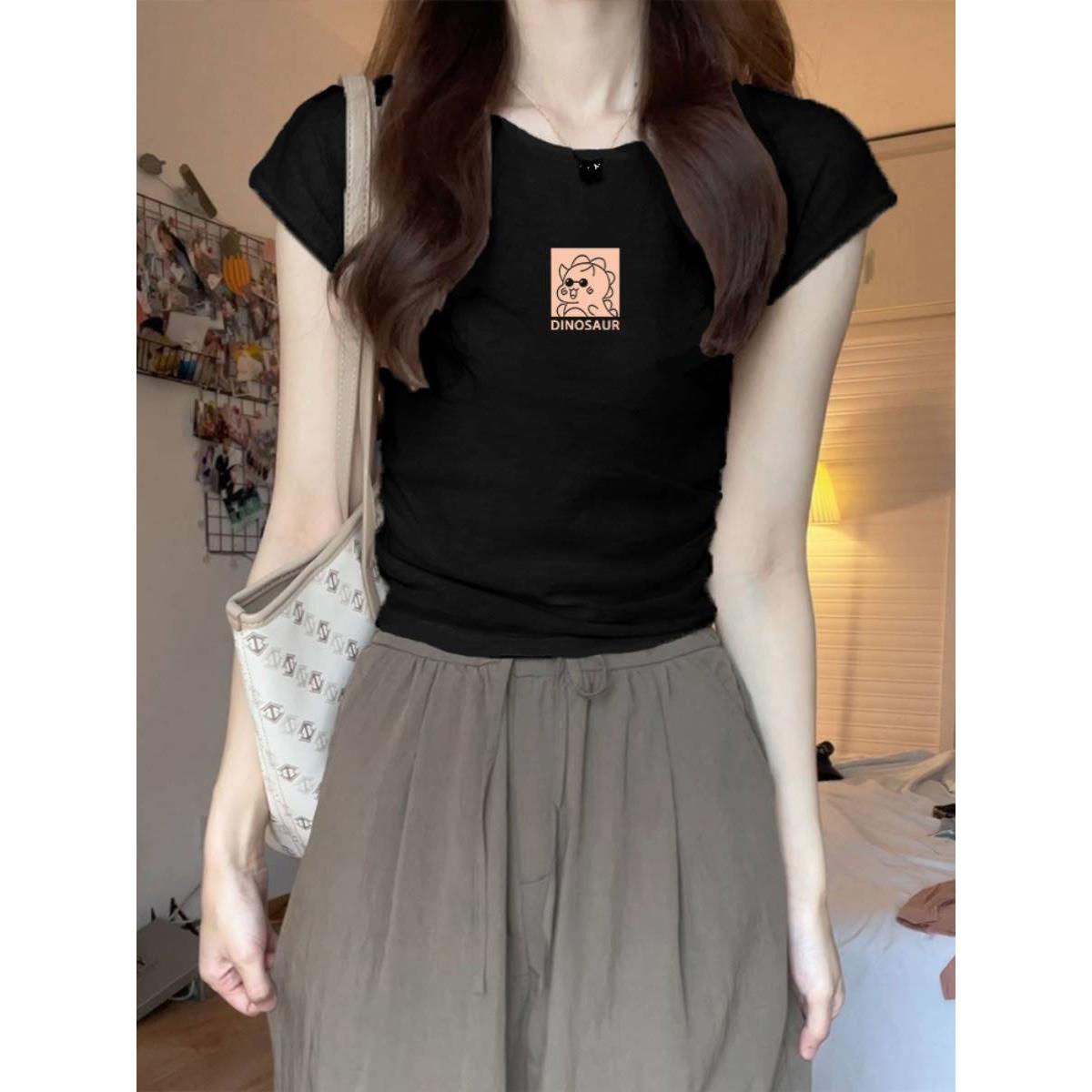 修身设计感小众短款上衣