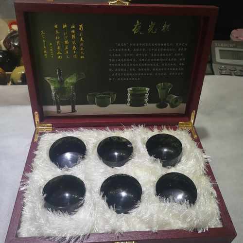 蛇纹玉甘肃酒泉夜光杯鸳鸯玉