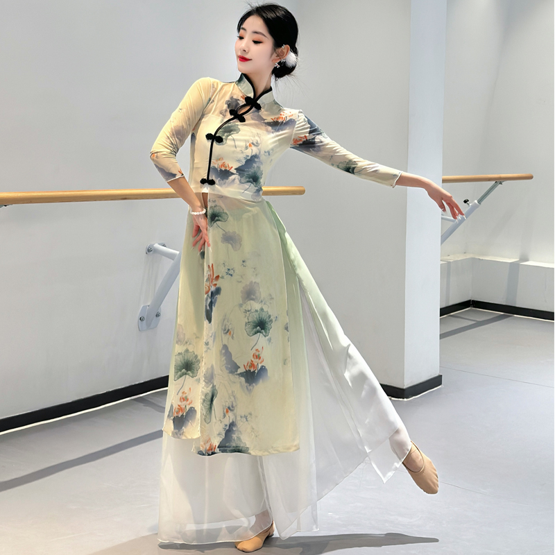 新款古典舞旗袍飘逸女中