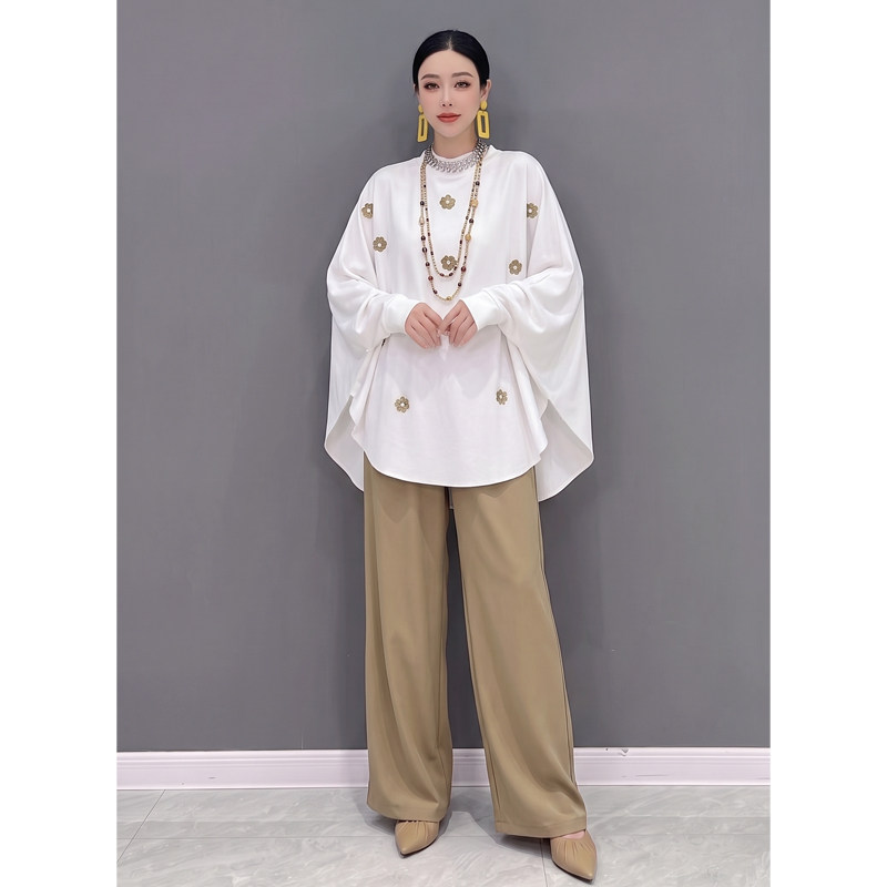 秋装优雅华丽钉珠花朵女两件套图片