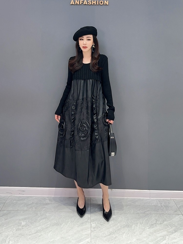 2025 秋新款韩版气质休闲百搭针织拼接PU皮中长款连衣裙重工女装