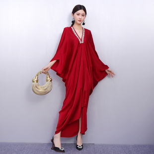 2025秋新款 显瘦遮肉长裙优雅礼服潮 女连衣裙宽松V领钉珠亮片时尚