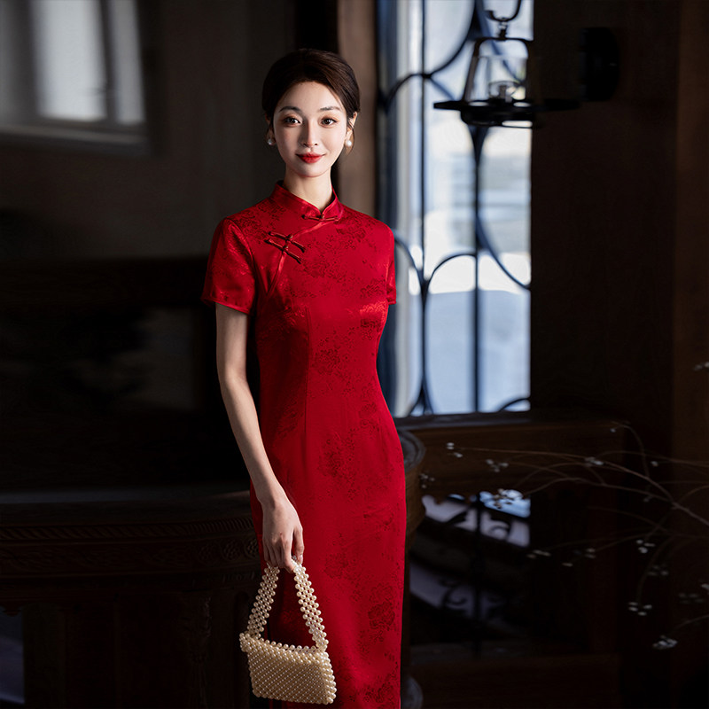 红色旗袍喜婆婆婚宴装2025新款