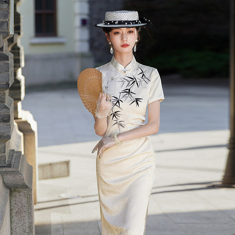 刺绣日常旗袍莹杉新中式复古