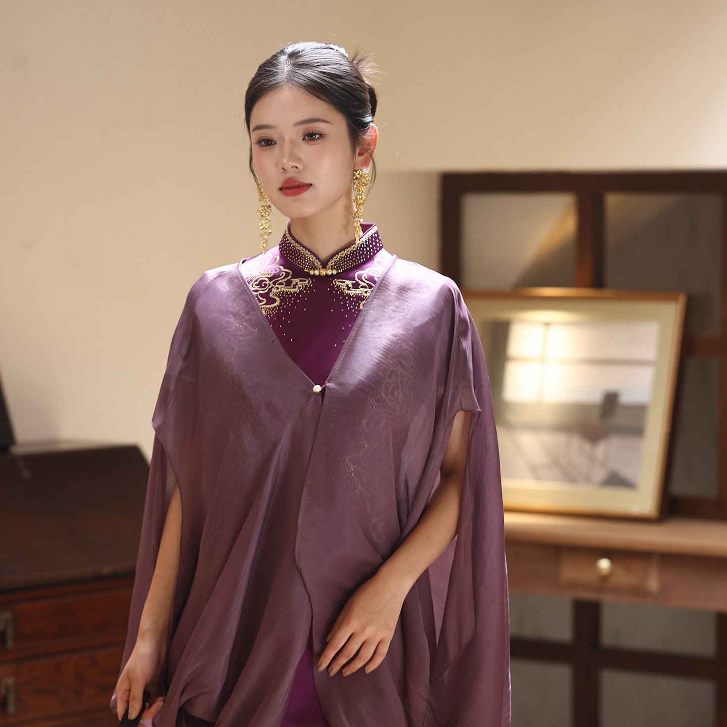 紫色香云纱旗袍披肩外套长款大气
