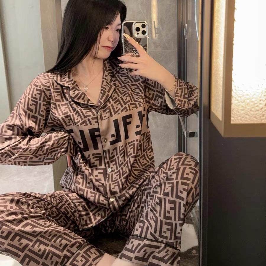 新款高级感睡衣女秋冬款可外穿