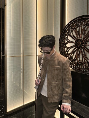 【及时雨东】26SS 立领拼接保暖小香外套 男款 单色