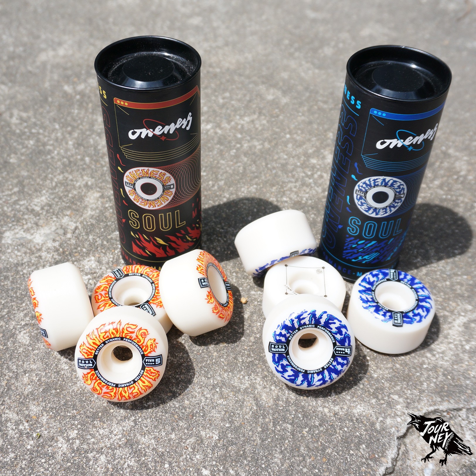 ONENESS魂动轮滑板双翘板