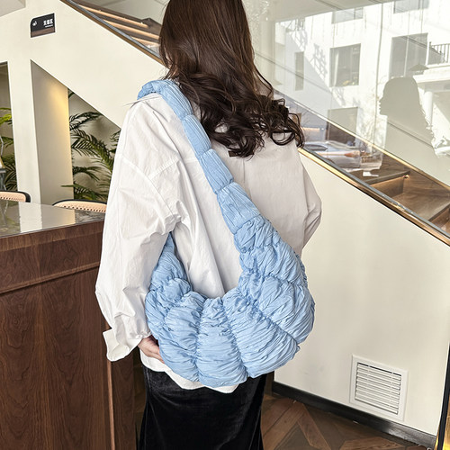 其他可颂牛角包半月包大容量女包