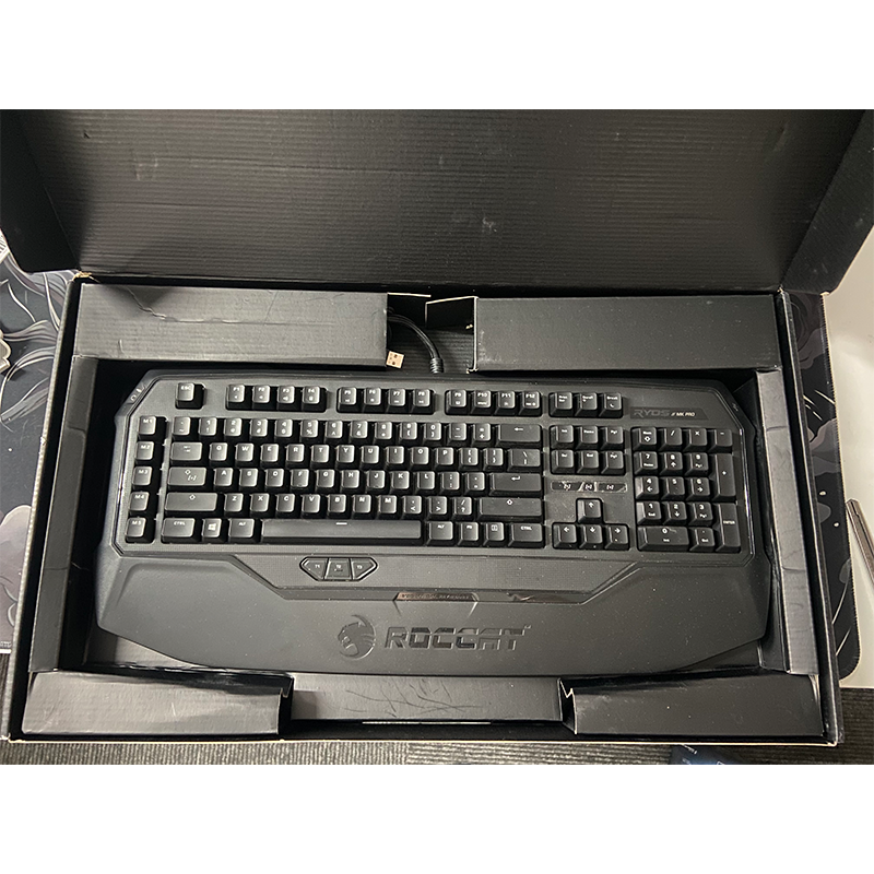 Roccat/冰豹 机械豹 Ryos MK PRO有线全键背光机械游戏键盘库存货