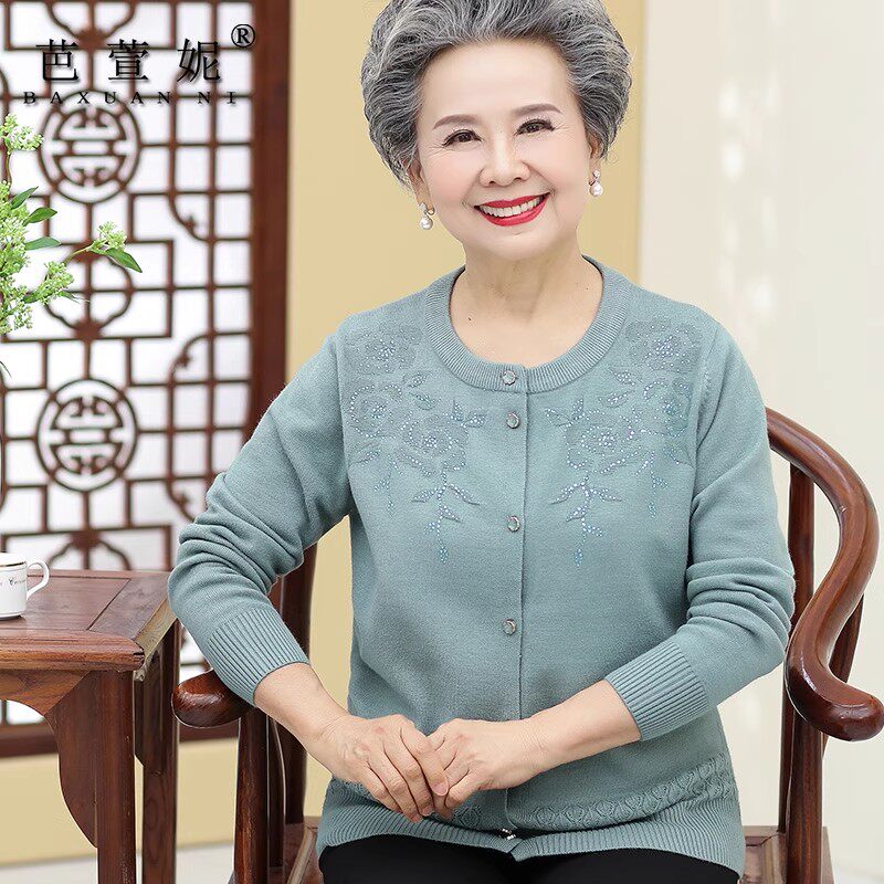 老年人春秋外套女大码老人衣服中老年妈妈秋装老太太奶奶毛衣开衫
