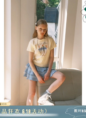 THESEVENTHTAIL设计师品牌趣味苹果印花修身宽松款T恤奶黄色