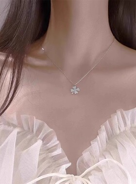 女友四叶草S999纯银毛衣项链