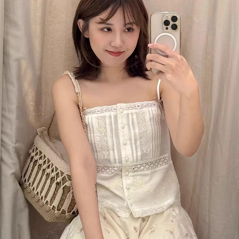 夏季新品女装蝴蝶结刺绣吊带上衣