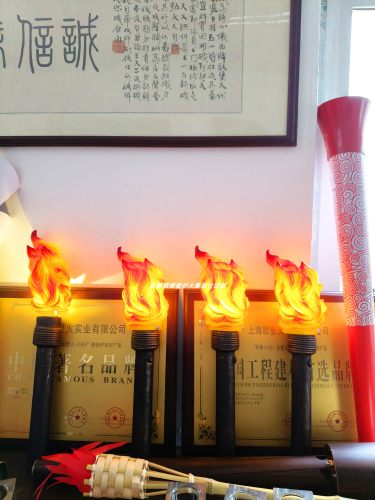 儿童手持火把灯舞台学生电子火炬火把节的火把灯万圣春节仿真火把