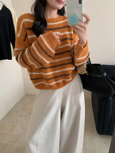 慵懒风条纹拼色圆领套头毛衣女早秋新款宽松软糯针织衫上衣外穿潮
