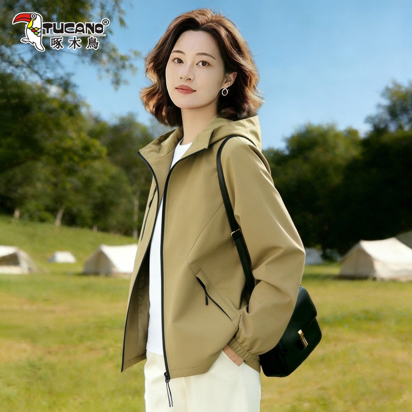 啄木鸟春季户外休闲风连帽短外套女春秋宽松拉链夹克洋气减龄薄款