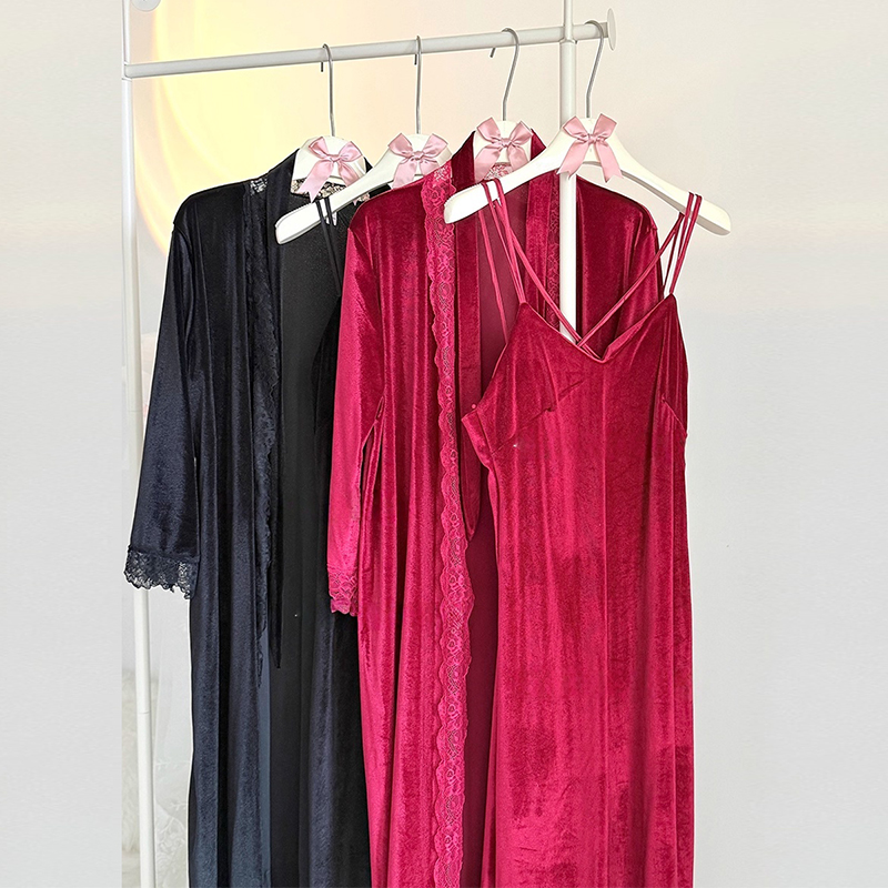 法式性感露背吊带长款带胸垫睡衣