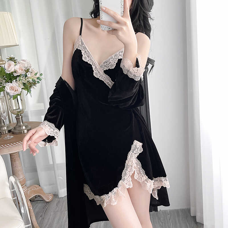 秋冬金丝绒吊带睡袍带胸垫两件套