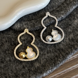 新中式 高档人造澳白金珠珍珠葫芦胸针高级感毛衣大衣简约胸花别针