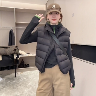 今年流行超好看立领羽绒马甲女装 保暖背心外套 2025秋冬白鸭绒时尚