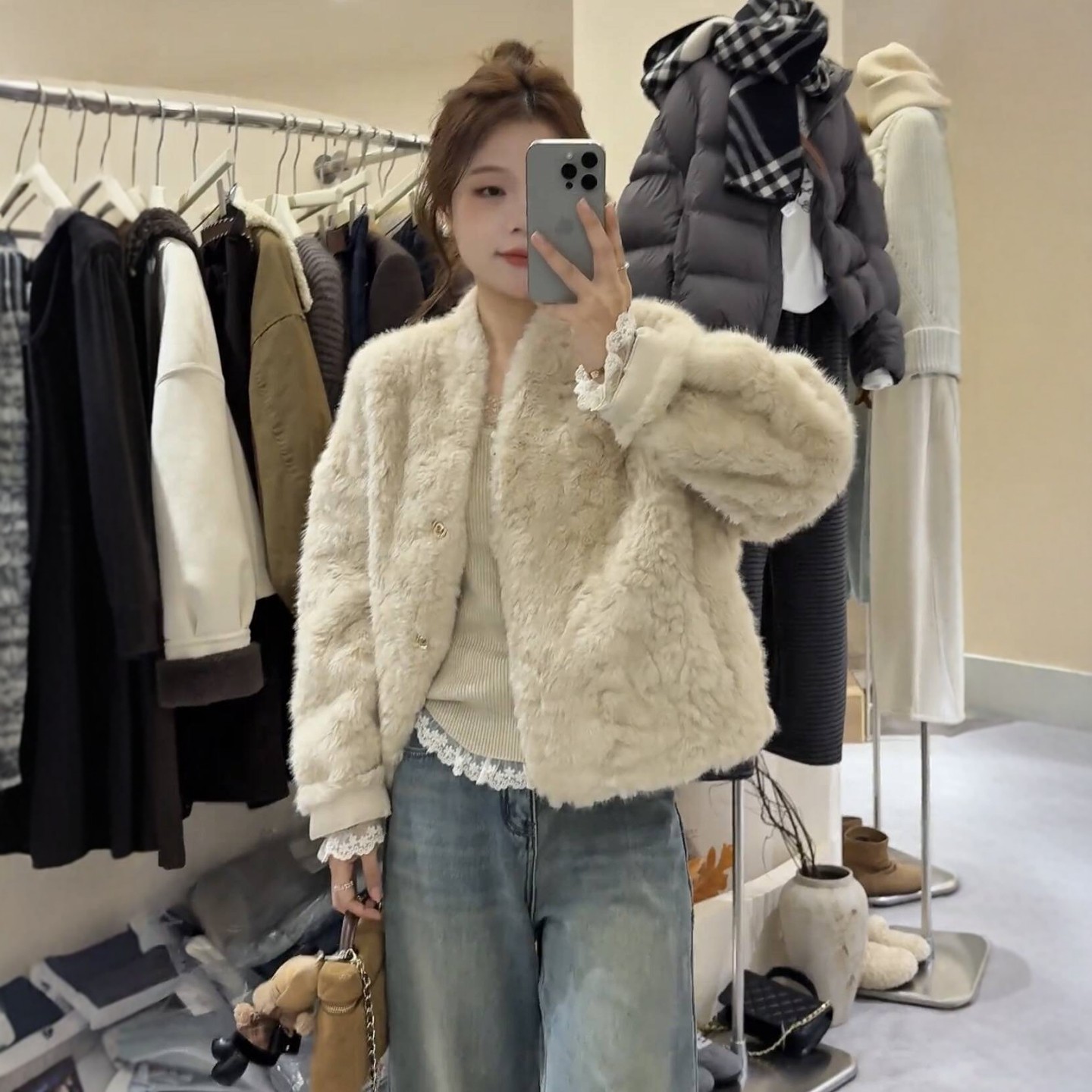 韩系设计感加厚羊羔毛短外套女装2025冬季小个子时尚洋气保暖上衣,女装/女士精品,短外套,淘宝优惠券,粉丝福利购,淘宝优惠卷