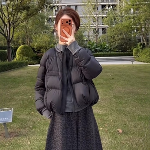 2025冬季爆款白鸭绒圆领羽绒服女装韩系时尚宽松保暖面包服短外套