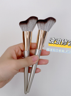新款波浪形修容刷侧脸面部大号轮廓贴合侧阴影化妆刷新手动物毛
