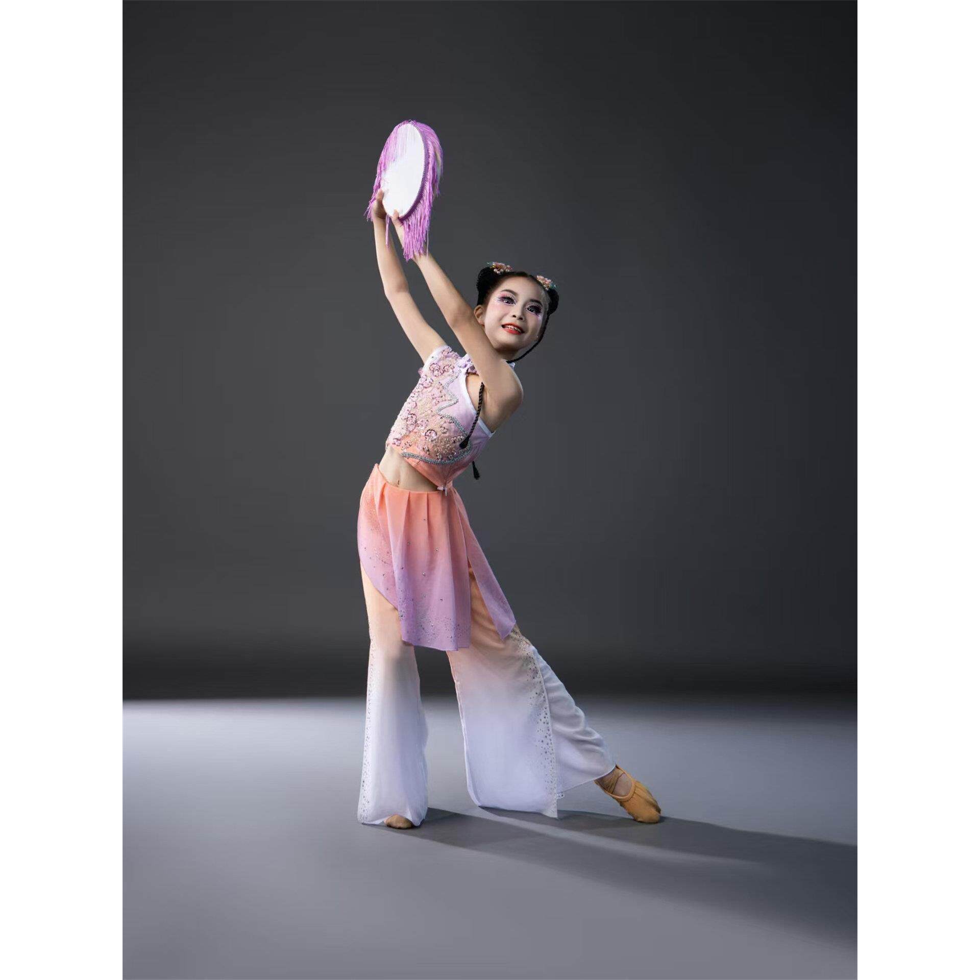 钱鼓舞春嬉儿童舞蹈演出服胶州秧歌表演服女古典舞铃鼓道具舞蹈服