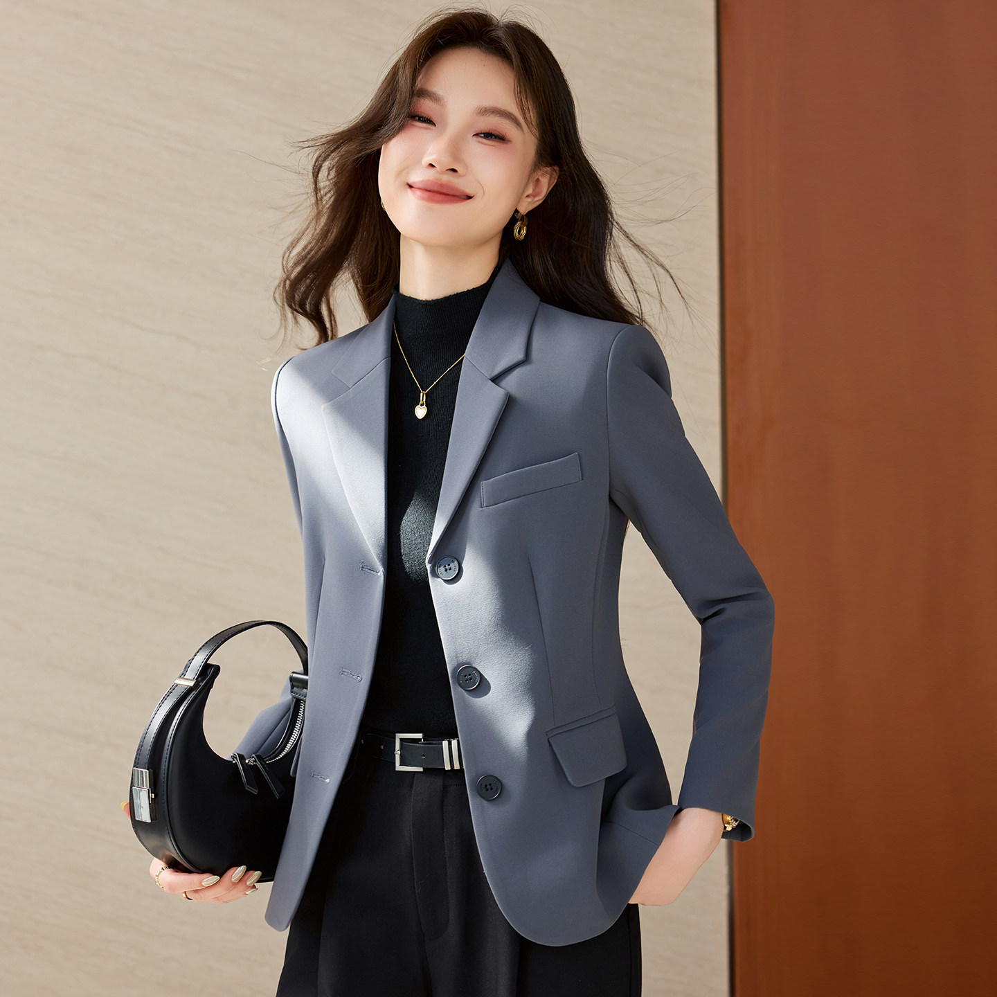 小西装外套女2026新款职场气质收腰三粒扣职业装正装女士西服上衣