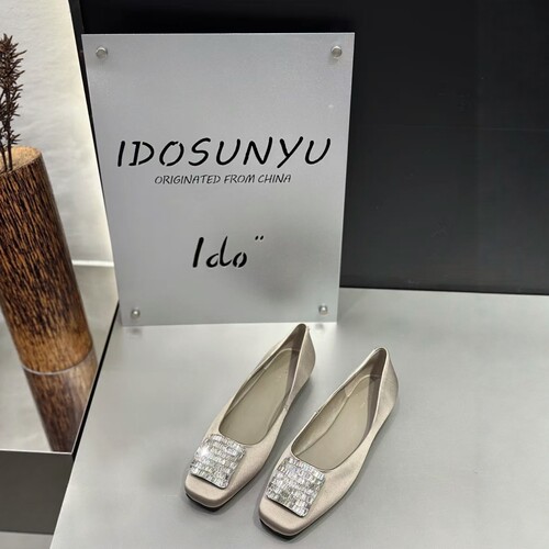 ido轻奢真丝水钻方头平底单鞋女
