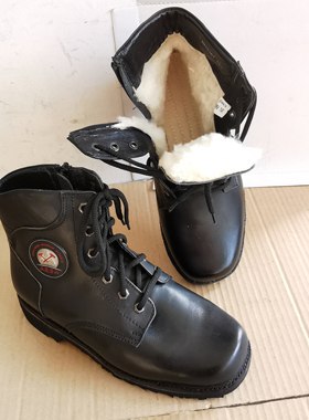 5302库存羊毛靴冬季登山靴男真皮工装靴户外防寒东北大棉毛皮鞋