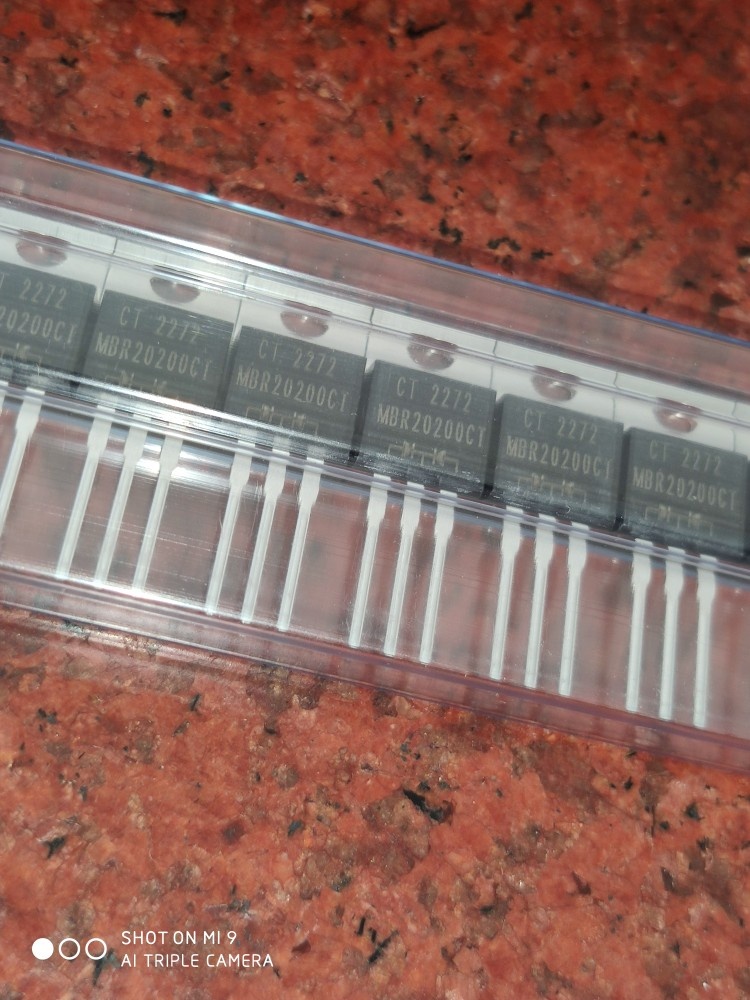 MBR20200CT 20200 全新正品 20A 200V 库存货保质量拍前请咨询