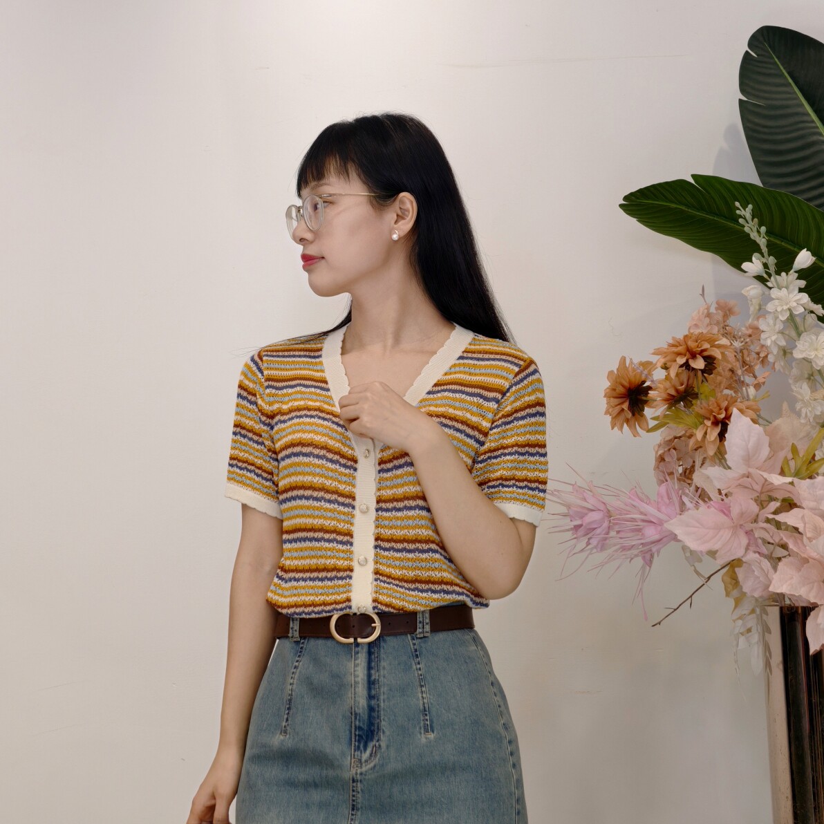 可路莎专柜242433夏季镂空别致设计感小众拼色V领开衫天丝短袖T恤