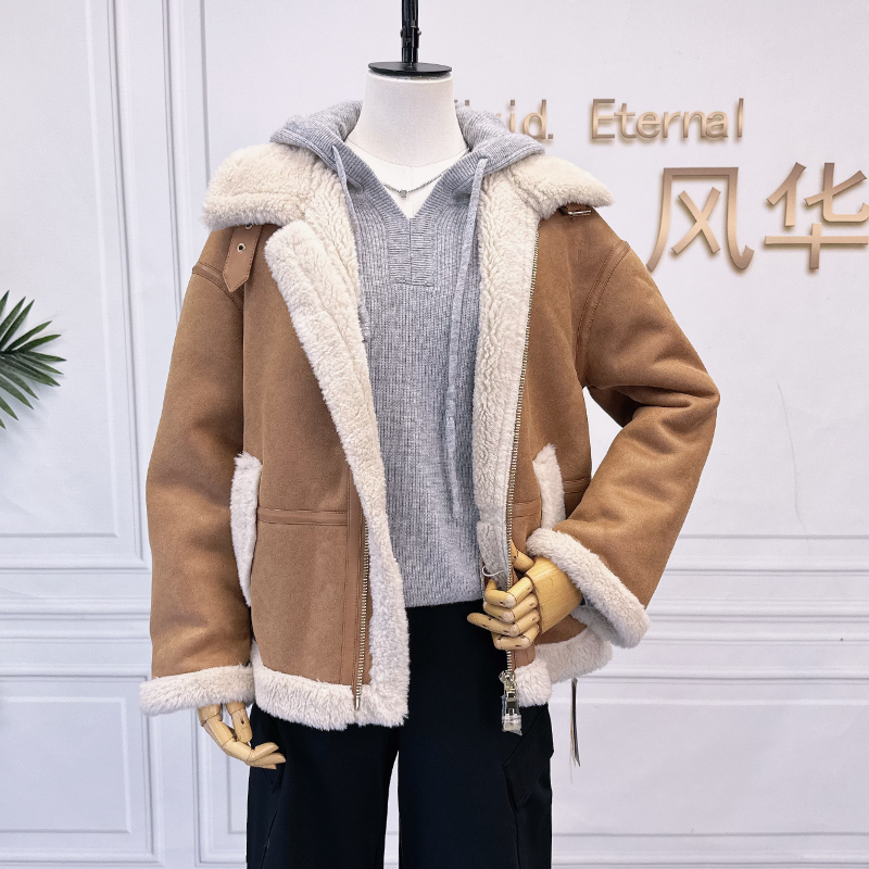 可路莎246862冬季羊羔绒短外套