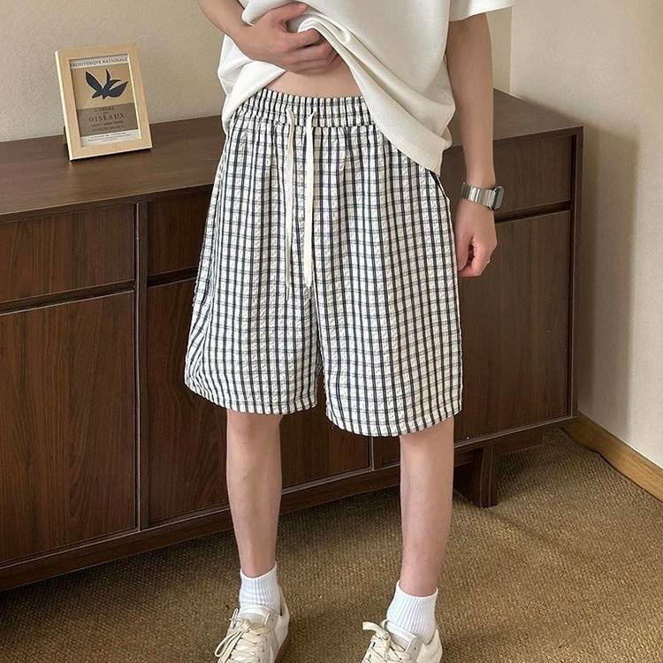 日系清爽蓝白格纹五分裤夏季薄款透气直筒中裤男生慵懒风休闲短裤
