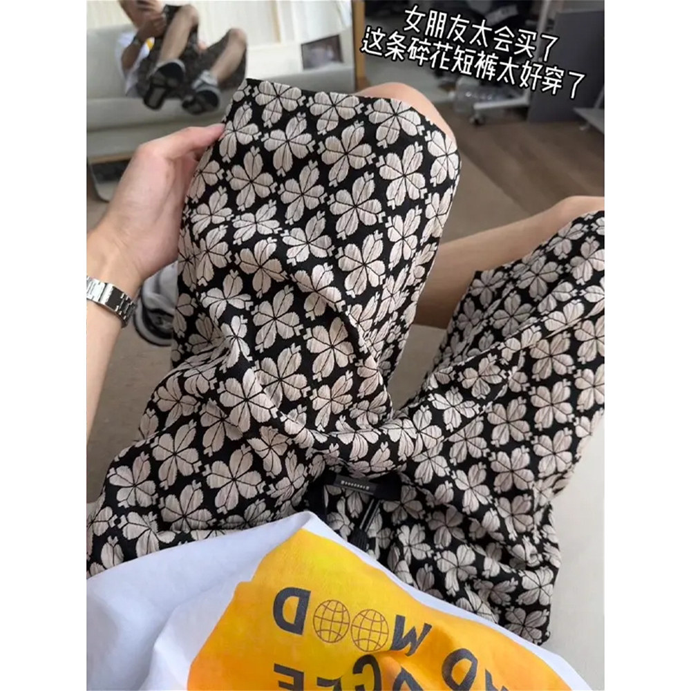 黑白四叶草短裤男款夏季小香风沙滩裤子美式穿搭设计感休闲五分裤