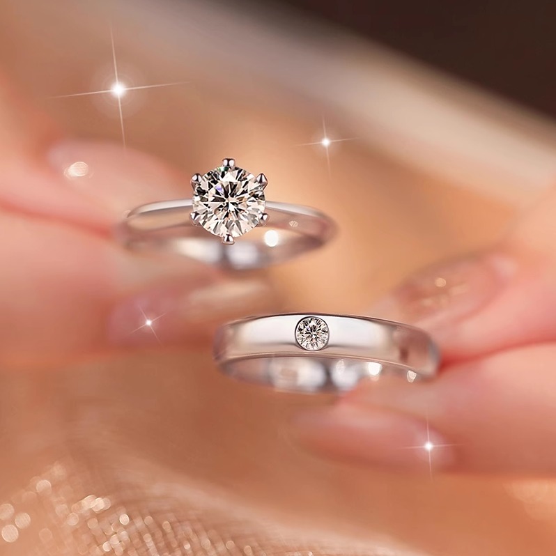 S925纯银莫桑石戒指光圈单钻男女款光臂结婚求婚钻戒闭口指环