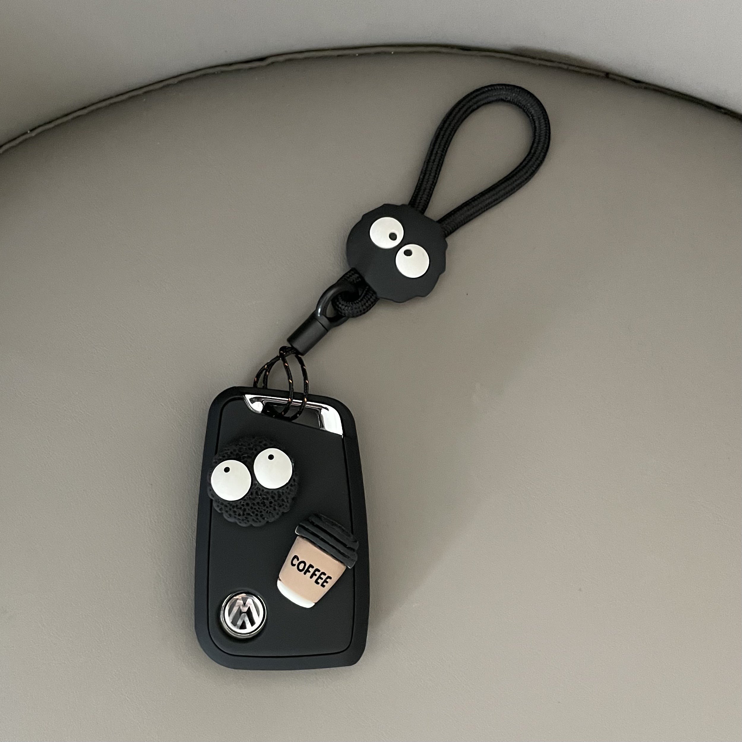 大众高颜值车钥匙套简约高档风格