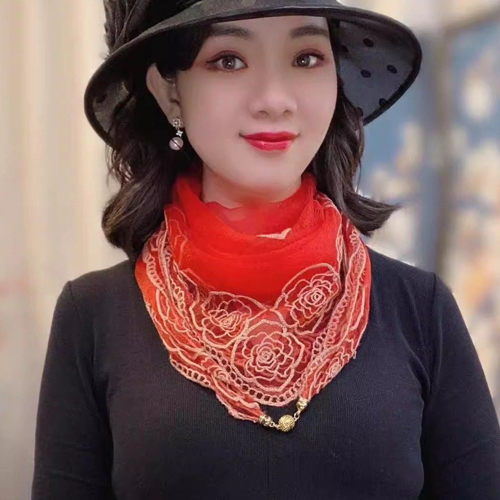 秋季2025新款刺绣磁扣丝巾时尚百搭护颈保暖围巾洋气绣花懒人围脖