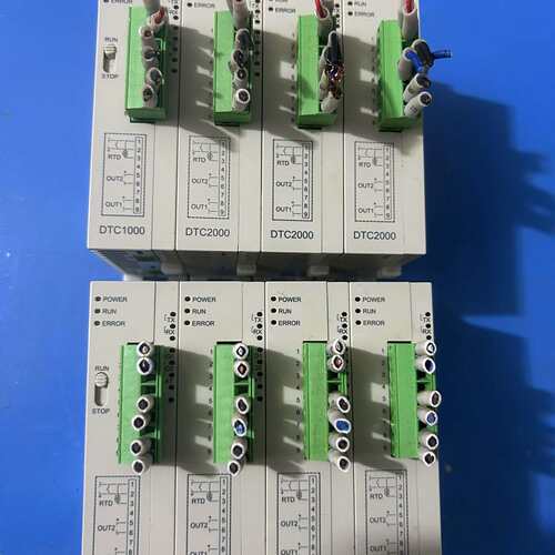 议价台达温度控制器模块，DTC1000V 2个 D可维修