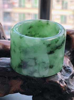 自然光实物拍摄/缅甸天然翡翠A货圈口22.3mm29号扳指/戒指35.47g